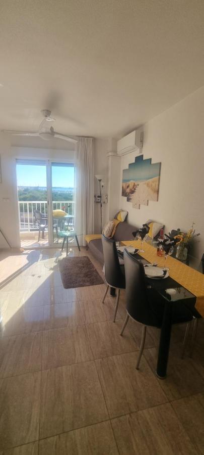 Sea View Torrevieja Apartment ภายนอก รูปภาพ