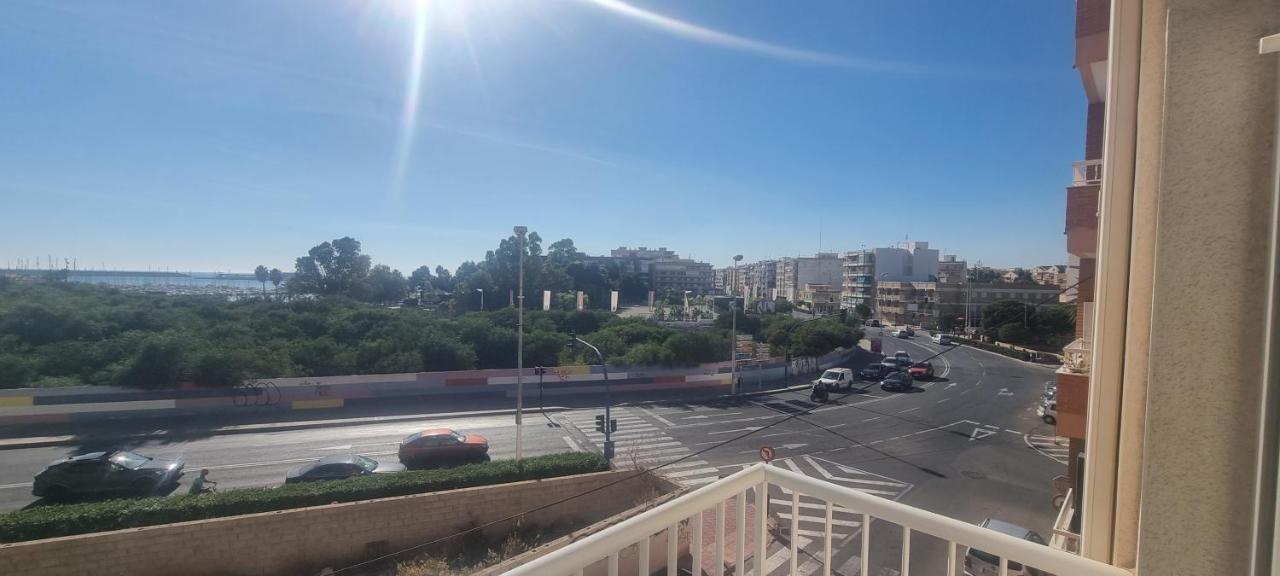 Sea View Torrevieja Apartment ภายนอก รูปภาพ